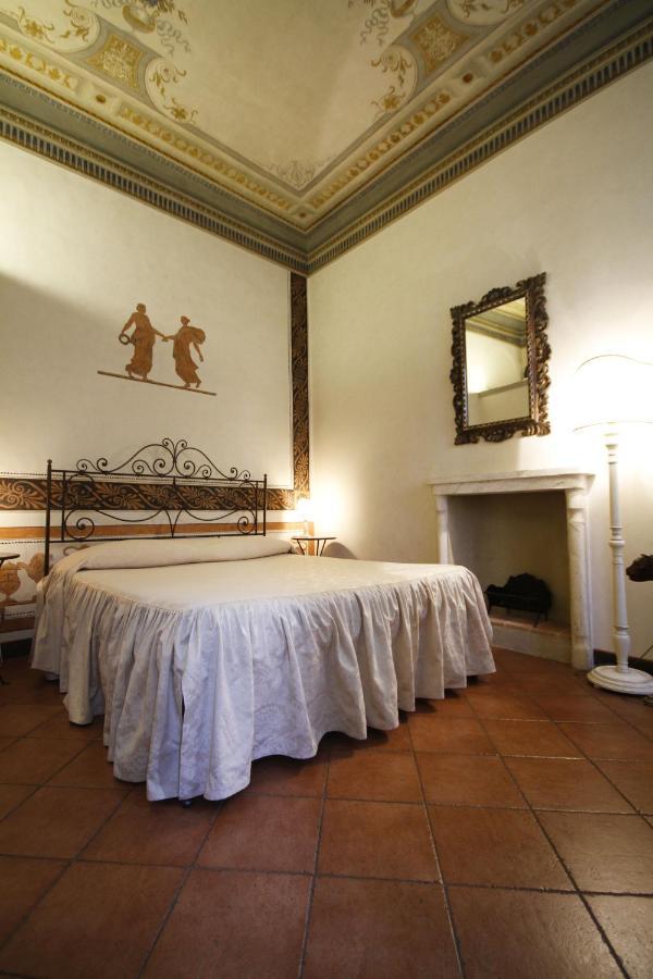 Antica Residenza Cicogna Bed & Breakfast Siena Exterior photo
